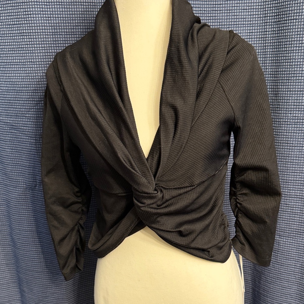 Amanda Uprichard Black Twist Front cropped Blouse NWT size S